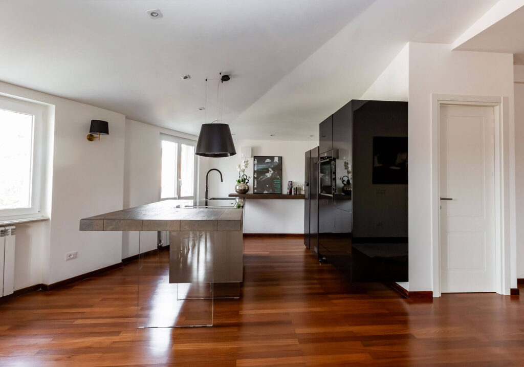 cucina moderna con colonne sospese in vetro lucido 36e8 LAGO Design cucina moderna con colonne sospese in vetro lucido 36e8 LAGO Design