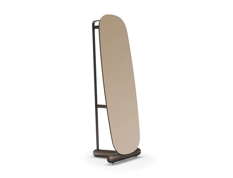 specchio servomuto di design con struttura in legno Pierre Cattelan Italia specchio servomuto di design con struttura in legno Pierre Cattelan Italia